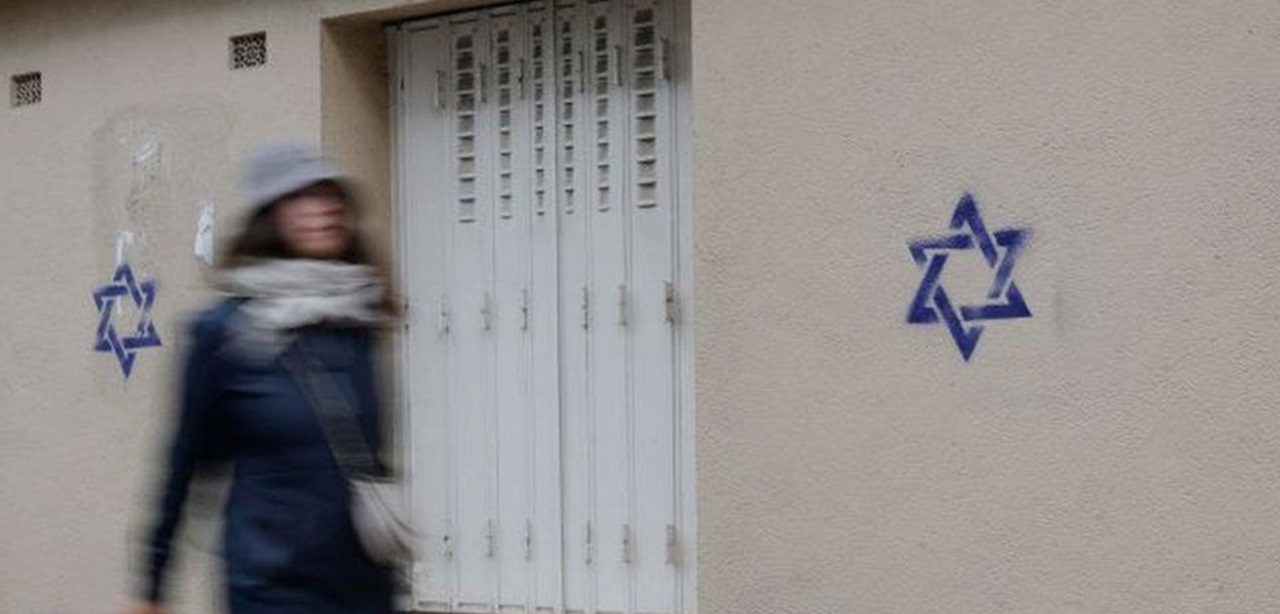 Vojna medzi Izraelom a Hamasom vyvolala v Paríži záplavu antisemitizmu