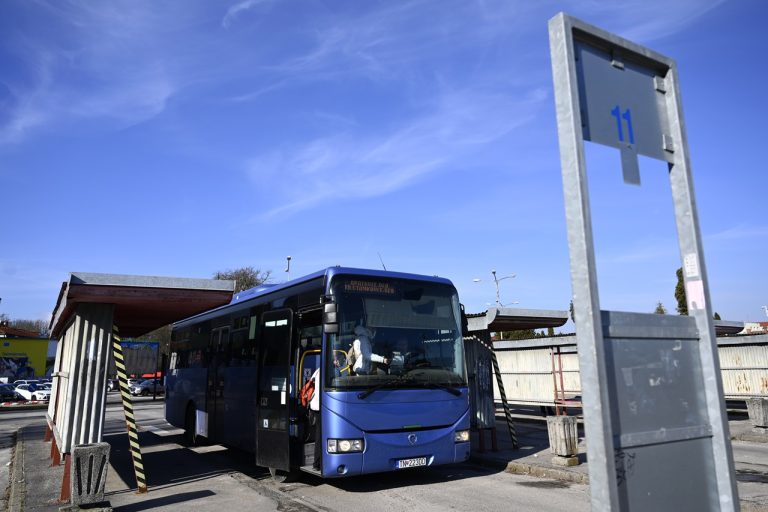 Autobusovú stanicu v Trenčíne zrekonštruujú za 2,4 milióna eur