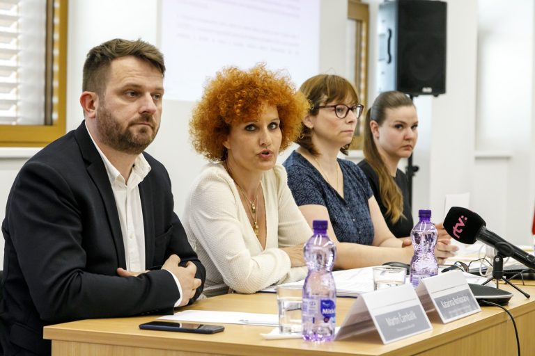 Zasadnutie Rady vlády SR pre ľudské práva, národnostné menšiny a rodovú rovnosť v Bratislave
