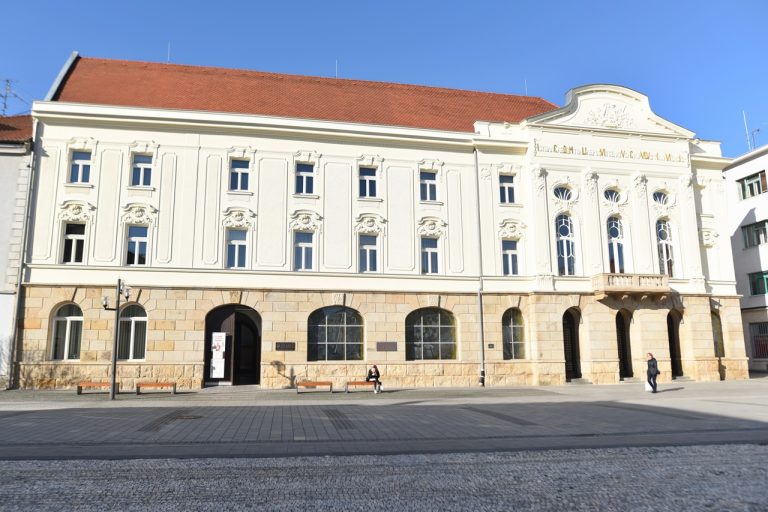 Divadlo Jána Palárika v Trnave