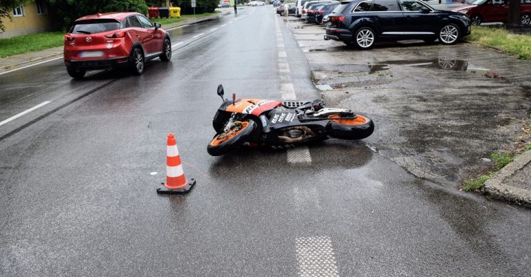 Pri nehode v Šali prišiel o život 44-ročný motocyklista