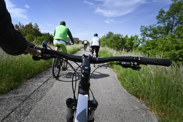 Do práce na bicykli