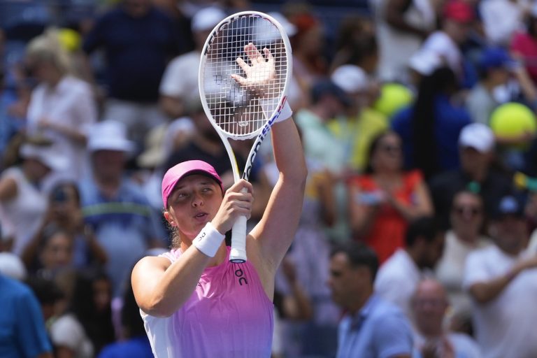 Turnajová jednotka Poľka Iga Swiateková postúpila do 2. kola dvojhry na grandslame US Open