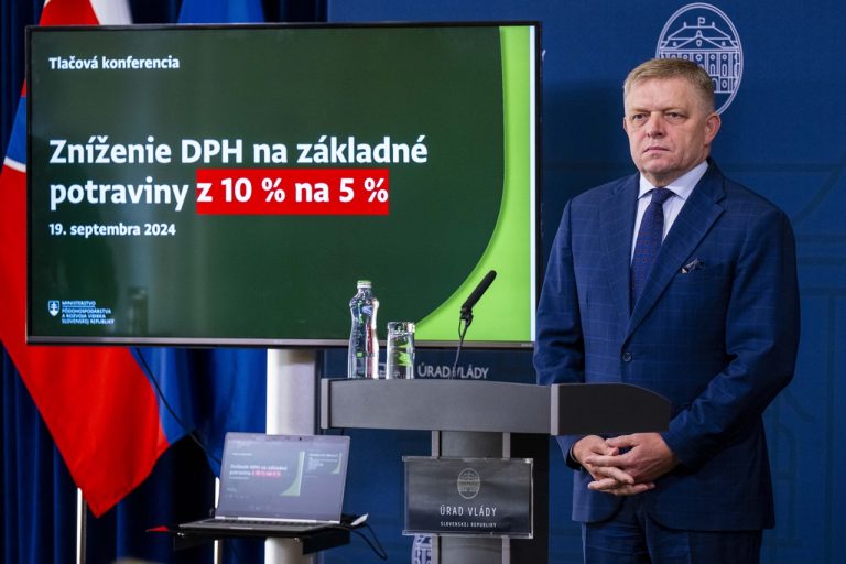 Predseda vlády SR Robert Fico sa stretol na Úrade vlády SR so zástupcami obchodných reťazcov