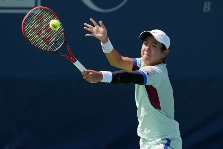 Yoshihito Nishioka