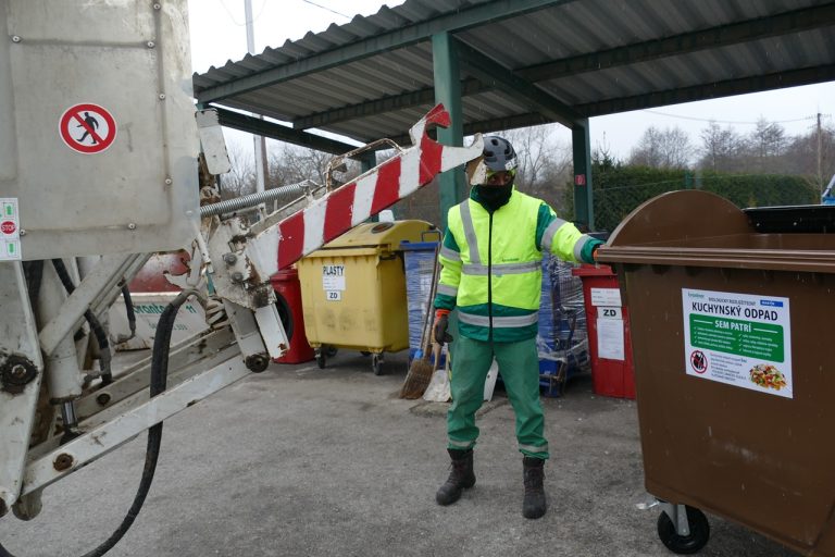 kontajner separovanie zberný odpadový kôš kuchynský odpad bioodpad