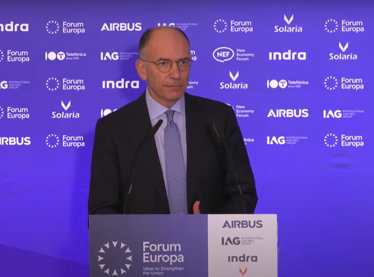 Na snímke Enrico Letta počas prejavu na ekonomickom fóre Forum Europa