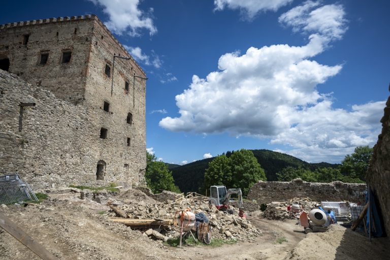 Leto na Ľubovnianskom hrade v Starej Ľubovni