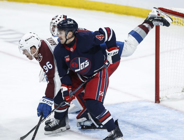 Avalanche Jets Hockey Neal Pionk