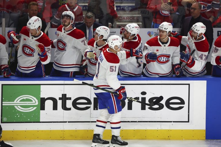 Montreal Canadiens - Buffalo Sabres Slafkovský