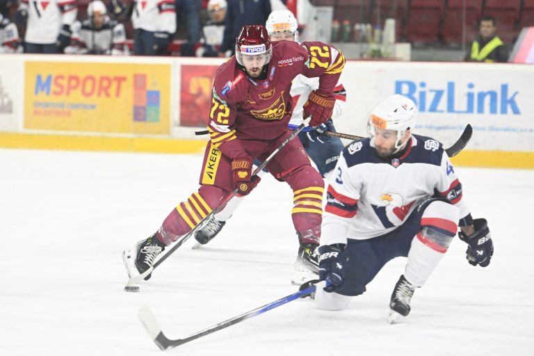 HK Dukla Trenčín - HC Slovan Bratislava