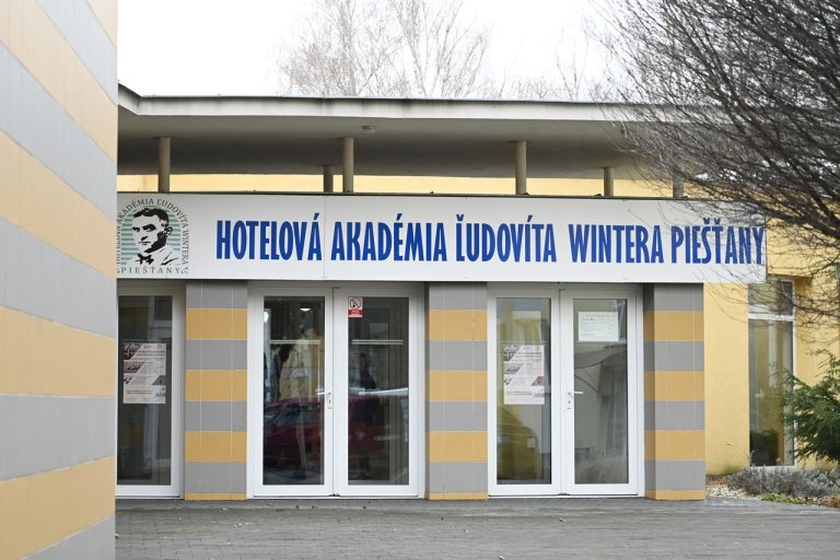 Hotelová akadémia Ľudovíta Wintera