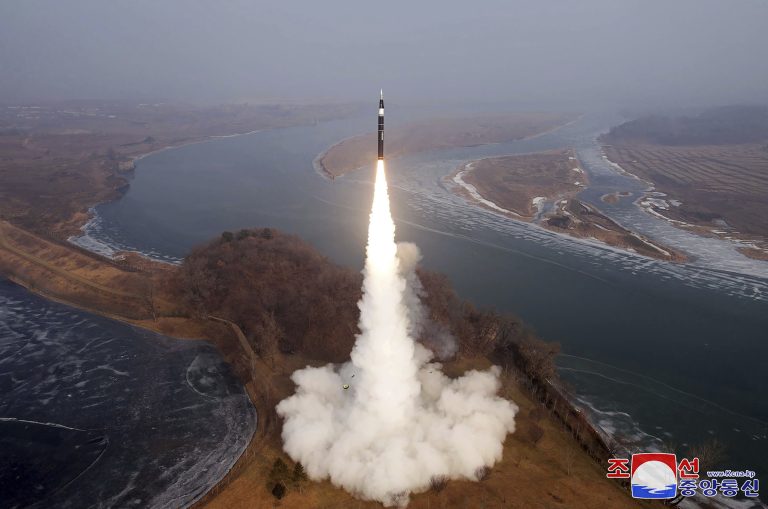 North Korea hypersonická balistická raketa