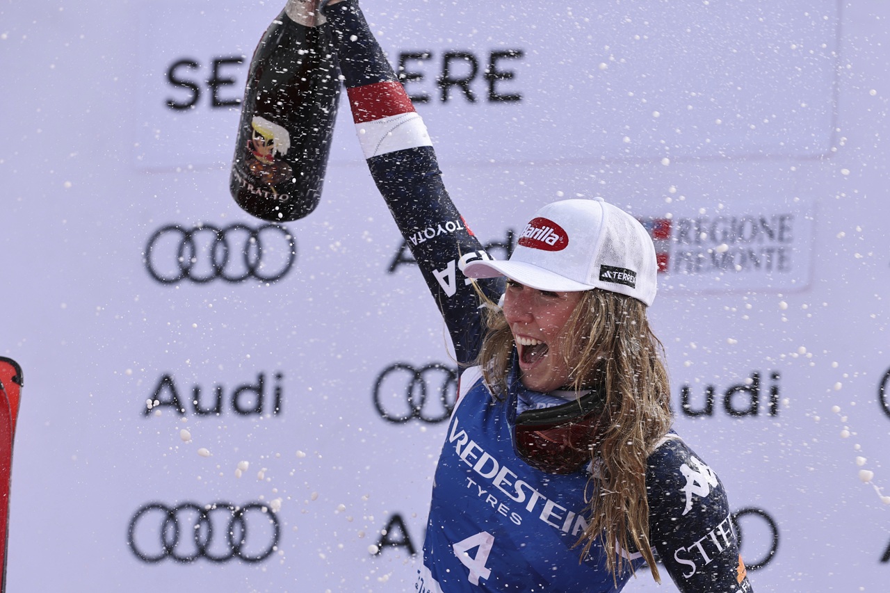 Shiffrinová vyhrala slalom v Sestriere, má 100. víťazstvo