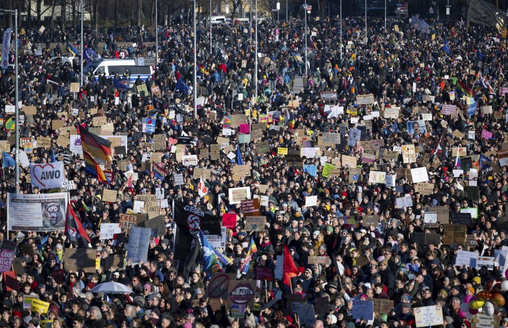 Protest proti pravicovému extrémizmu v Nemecku