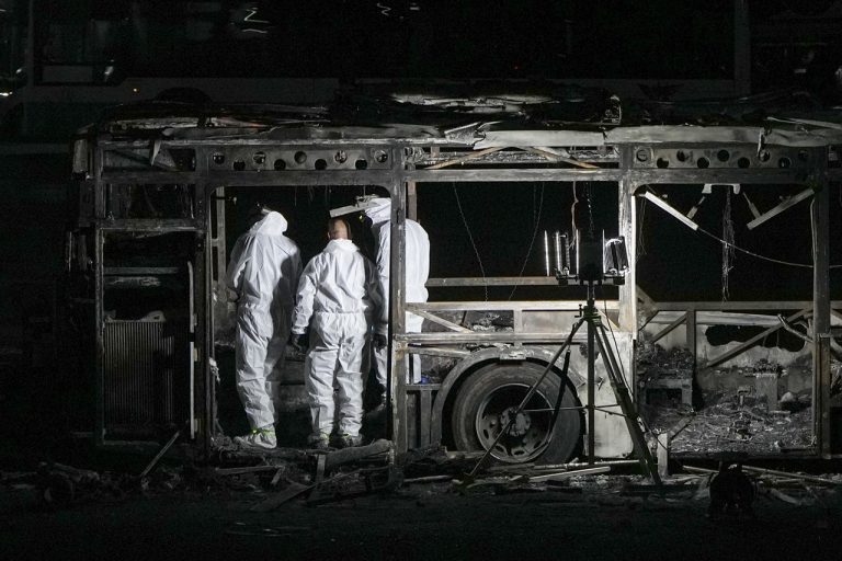 Israel Palestinians býbuch autobusu