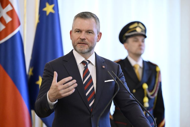 Prezident SR Peter Pellegrini prijal generálneho tajomníka NATO Marka Rutteho